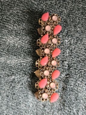 Gold-Tone Bracelet with Coral Pink Teardrops